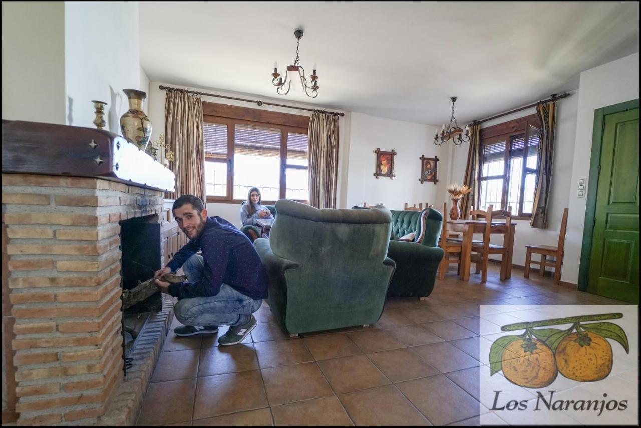 Hostal Y Apartamento Rural Los Naranjos Melegis Esterno foto