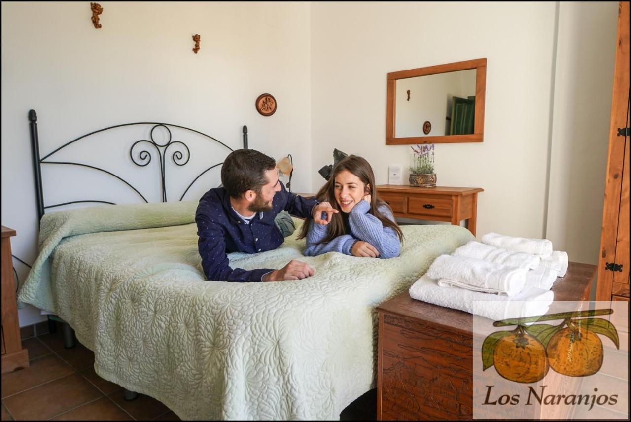 Hostal Y Apartamento Rural Los Naranjos Melegis Esterno foto